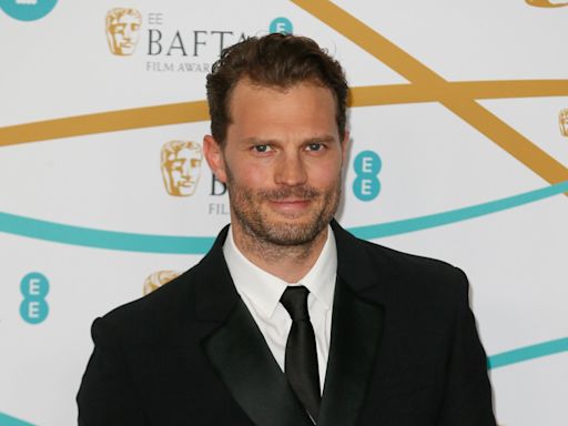 Jamie Dornan takes 'opera baths'