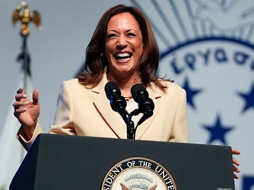 Trump nennt sie „Laffin Kamala“ - Kamala Harris - die Rhetorik der Freude von einer knallharten Juristin