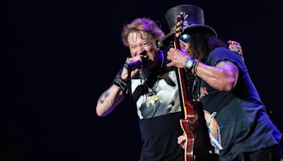 "Guns N' Roses are trying to make their own record and I'm working with them", Slash reveals