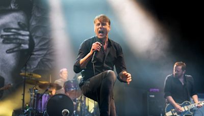 Suede and Manic Street Preachers at Alexandra Palace review: every song was an encore-worthy blow-out