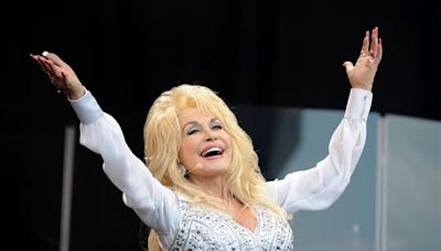 Dolly Parton Hits A New Career High On One Billboard Chart