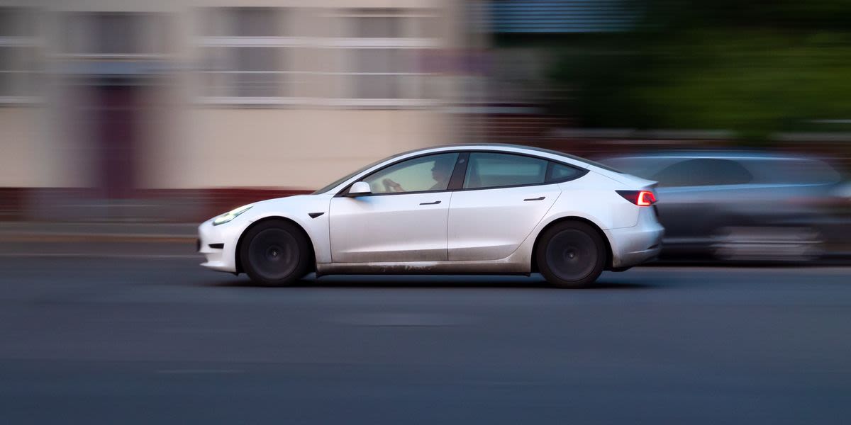 NHTSA Is Investigating More Crashes That Followed Tesla’s Autopilot Fix