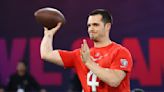 Pro Bowl: Derek Carr hits himself with wild burn over upcoming Raiders exit