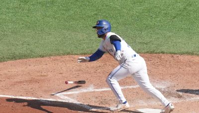 Nathan Lukes' double in 8th pushes Blue Jays past Cardinals 3-2 to complete 3-game sweep