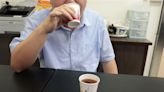 口渴就喝餐飲店免費含糖紅茶、愛吃炸物 36歲男嚴重糖尿病