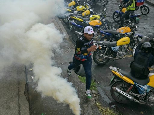 Fresh protests loom in Venezuela in wake of disputed vote