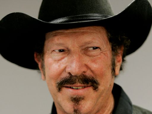 Singer, songwriter, provocateur and politician Kinky Friedman dead at 79