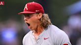 No. 2 Arkansas takes over SEC overall lead with 10-3 win at Kentucky