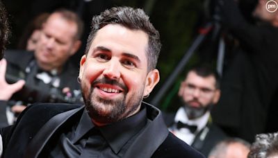 "On leur a mis le nez dans leur caca" : Artus se félicite qu'une grande marque accepte finalement d'habiller les acteurs d'"Un p'tit truc en plus" à Cannes
