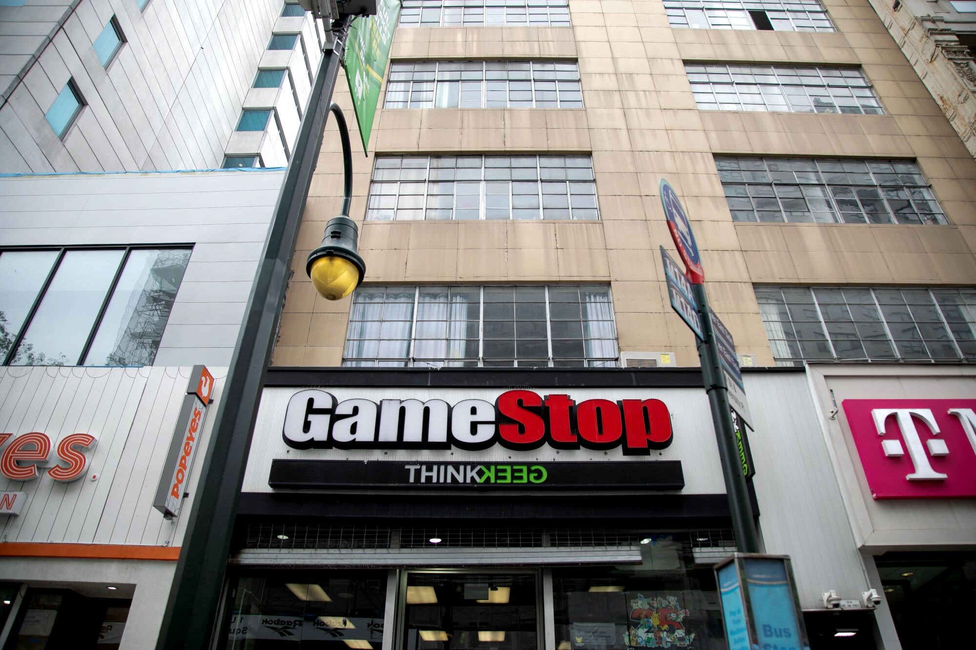 GameStop’s Window to Cash In on the Meme Stock Rally Is Closing