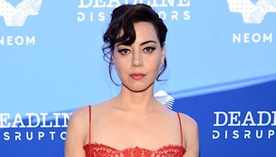 Aubrey Plaza Recalls Being 'Briefly' Paralyzed During Unexplained Stroke at Age 20: 'I Forgot How to Talk'