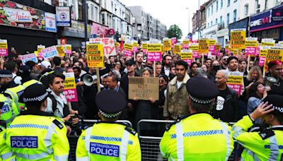 ‘Veep’ Creator Armando Iannucci Takes Aim at Elon Musk After Anti-Racism Rallies Quash U.K. Riots