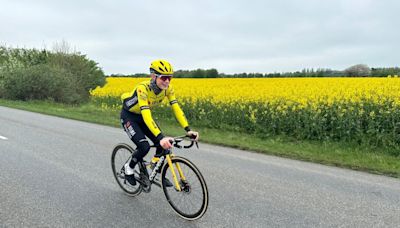 Vingegaard ya vuelve a rodar en bici y mira al Tour de Francia