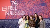 La italiana Margherita Vicario refresca la Berlinale con una fábula de cenicientas pop