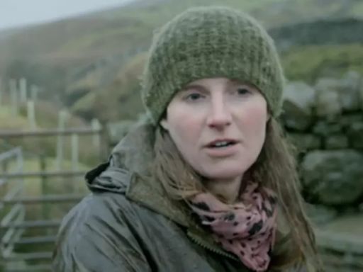 Our Yorkshire Farm fans 'spot signs' of Amanda and Clive 'struggle' in first episode