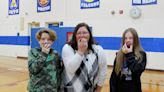 Jefferson Schools take part in Great Lakes Great Apple Crunch Day
