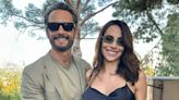 Rodrigo Santoro surpreende fãs ao exibir barrigão de Mel Fronckowiak