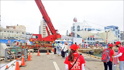 澎湖花火節 馬公商港「人車」爭道