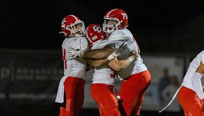 High school football: Crimson Cliffs survives scare from Stansbury in matchup of 4A powers