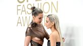 Kim Kardashian es honrada en los premios CFDA