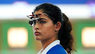 Manu Bhaker salvages underwhelming day for Indian shooters, cruises into women's 10m air pistol final