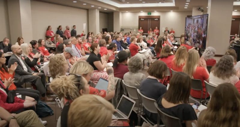 Indiana teachers call on state board to reconsider literacy licensure requirement