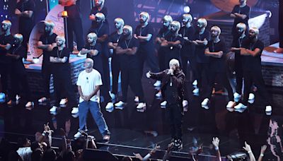 Eminem Kicks Off 2024 VMAs With Early 2000s Callbacks and ‘The Death of Slim Shady’ Medley