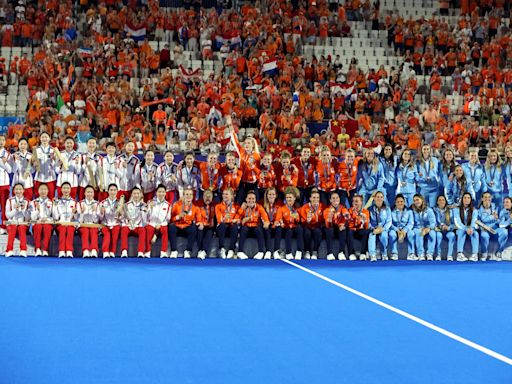 Doblete de Países Bajos; sexto metal de Las Leonas y semifinales para España tras 16 años