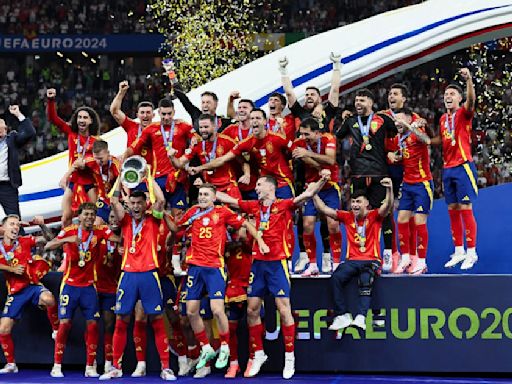 西班牙歐國盃4度封王史上唯一；英格蘭連續2年決賽失利，隊長凱恩：這會痛很久 - TNL The News Lens 關鍵評論網