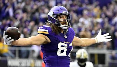 Vikings TE T.J. Hockenson Sends Fired-Up Message to New Teammate