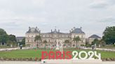 La flamme olympique passe au Sénat et au jardin du Luxembourg dans une ambiance de « trêve olympique »