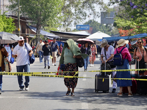 Maestros de la CNTE bloquean los accesos a la capital de Oaxaca