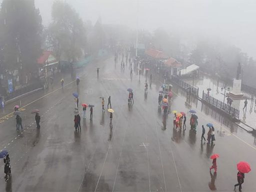 IMD issues red alert for parts of Gujarat; very heavy rain expected until June 28