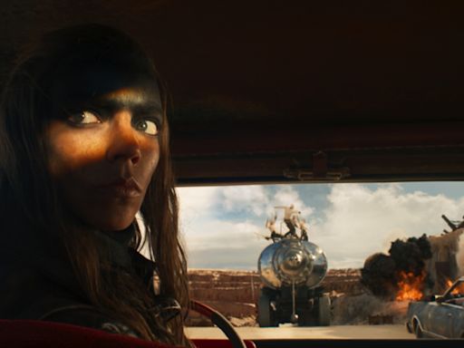 Furiosa, con Anya Taylor-Joy, ensancha el mundo de Mad Max, con más persecuciones y violencia