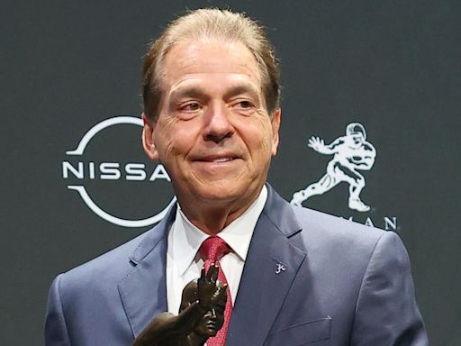 WATCH: Nick Saban tells Bears coach Matt Eberflus his theory on why NFL quarterbacks fail at 'dramatic rate'