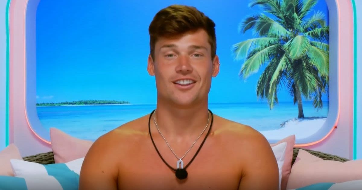'Love Island USA' star Aaron Evans speculated to quit the show as movie night exposes kissing scandal