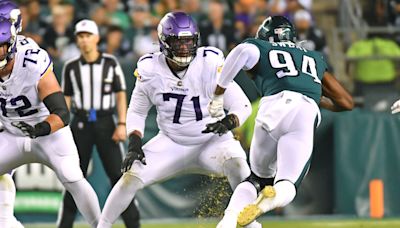 Minnesota Vikings agree to massive extension with tackle Christian Darrisaw
