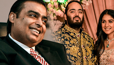 La asombrosa fortuna de Mukesh Ambani, el empresario que juntó a Rihanna, Bill Gates y Zuckerberg en la boda de su hijo