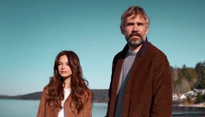 Murder in a Small Town’s Rossif Sutherland and Kristin Kreuk Detail “Thrilling” New Series - E! Online