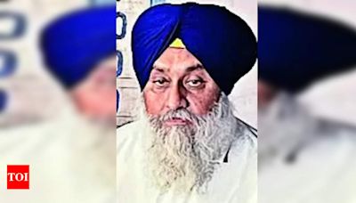 SGPC rallies behind Badal as Akali Dal chief | Chandigarh News - Times of India