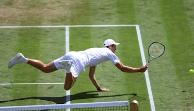 Wimbledon 2024: Hubert Hurkacz retires after fall in second round match