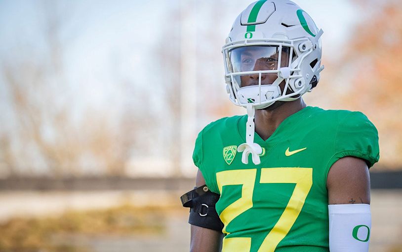 Oregon Ducks football player arrested in fatal hit-and-run, police say