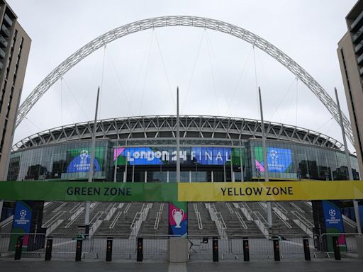 ¿Cuántas personas caben en Wembley y cuál es la capacidad del estadio que acoge la final de la Champions?