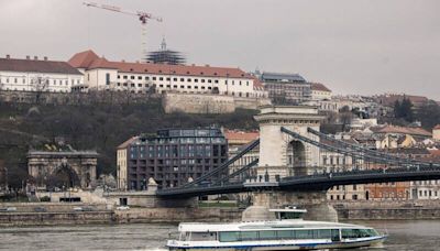 匈牙利布達佩斯多瑙河船隻相撞 2死5失蹤