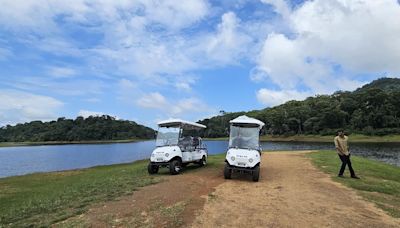 Buggy cars for tourists in Thekkady