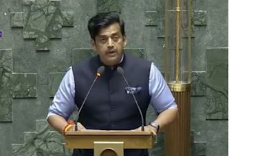 After Ravi Kishan's Oath As MP For 2nd Time, A 'Har Har Mahadev' Chant