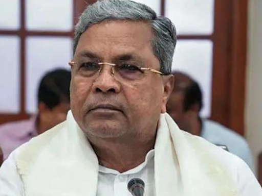 Caste census: Siddaramaiah's latest weapon to take attention away from his own woes