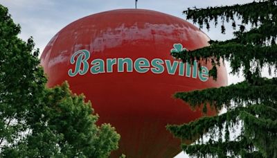 Barnesville Area Education Foundation inducts two into hall of fame