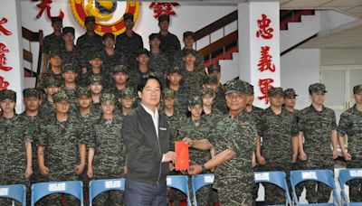 視察海軍陸戰隊66旅 賴清德：展現守護民主台灣決心