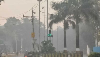 Mumbai Weather Update: Foggy Skies Surround The Dream City; Air Quality Remains Poor